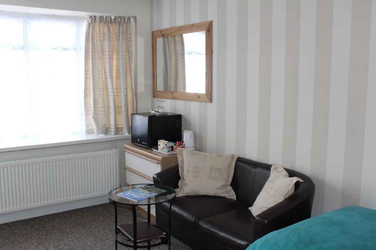 Skelton Grange Farmhouse Guest house *